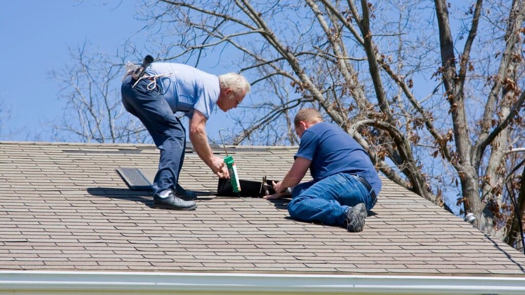 Choosing a Roofing Contractor in Phoenix, AZ: What to Consider?
